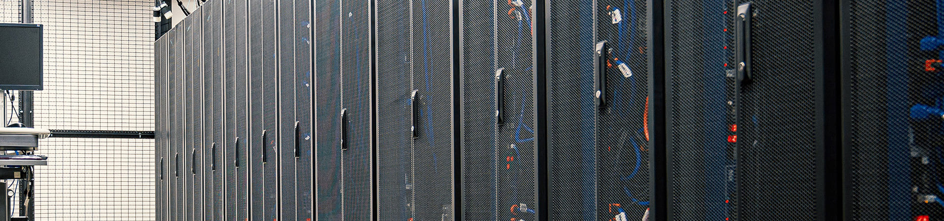 datacenter-server-racks-wide