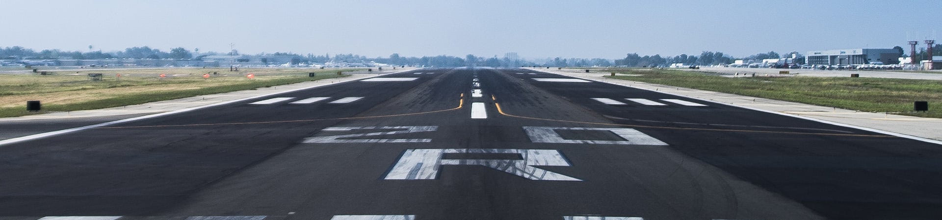 airplane-runway_wide