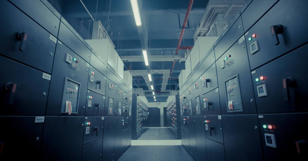 7 Must-Have Strengths For a Datacenter Solution Company (+ 5 best partners and integrators to consider)