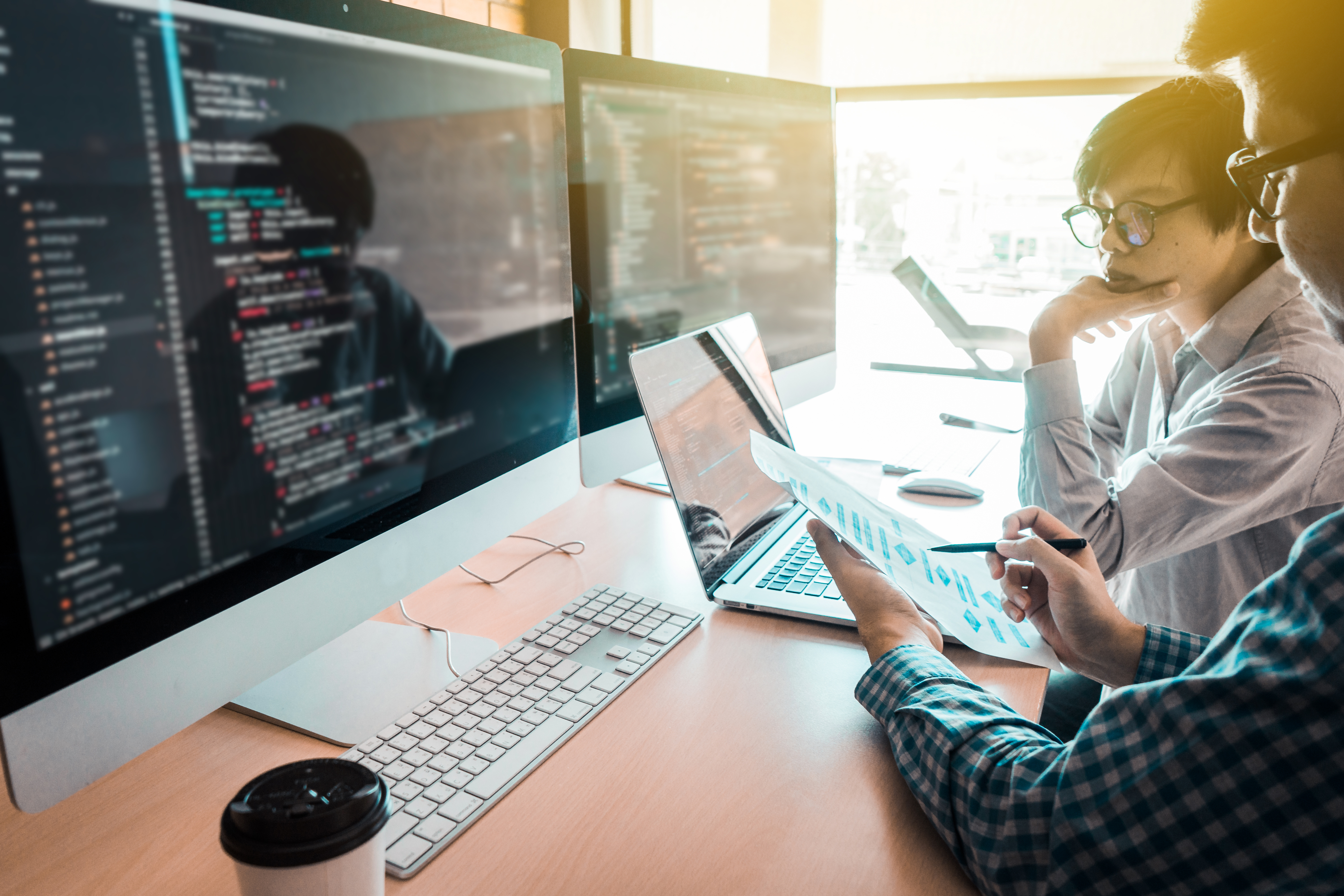 Applications programmer