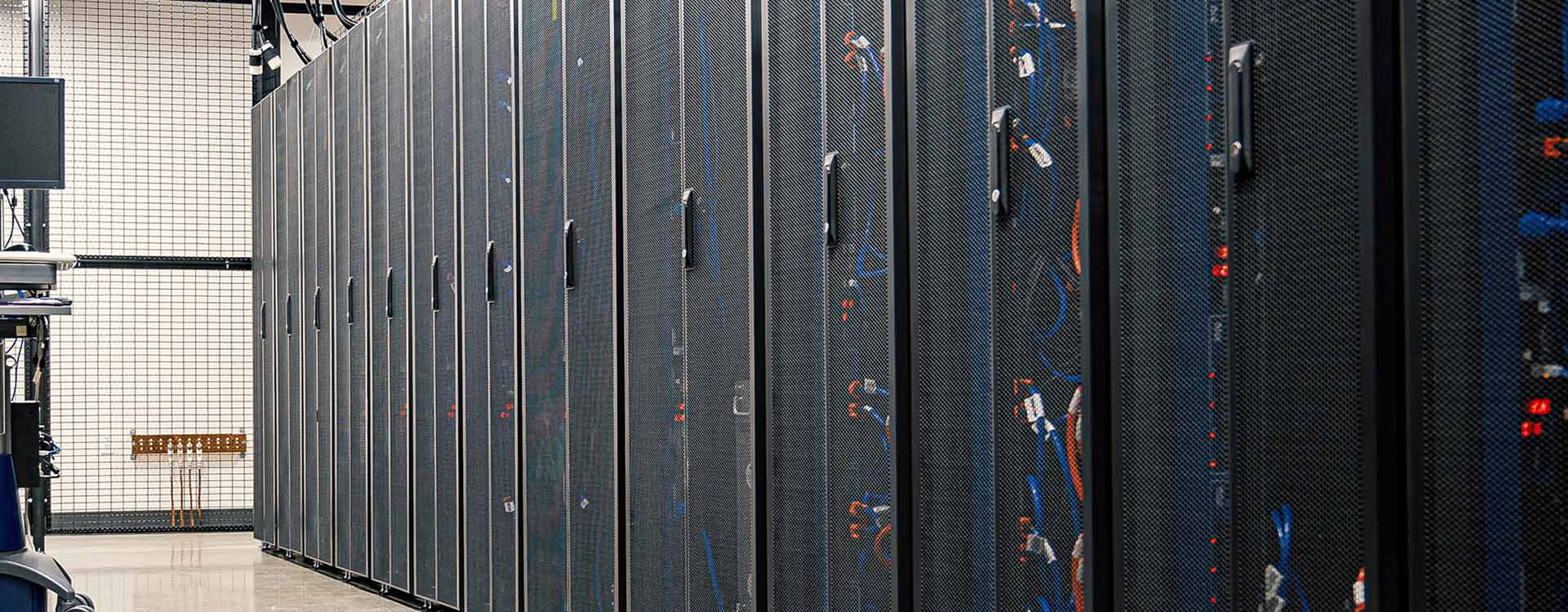 datacenter-server-racks-1